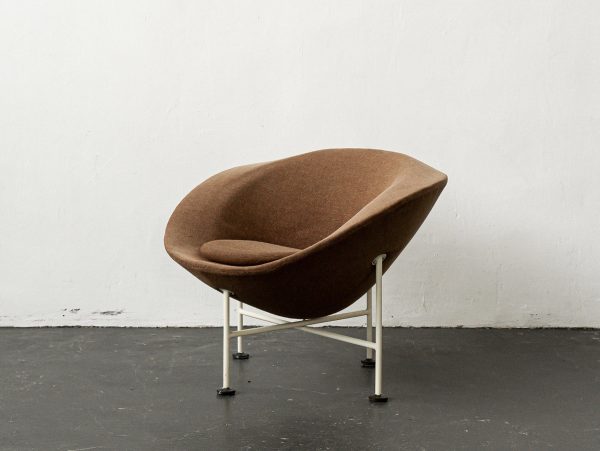 Vintage Tendo Mokko Foam Chair by Aa Furniture | Mid-Century Seating