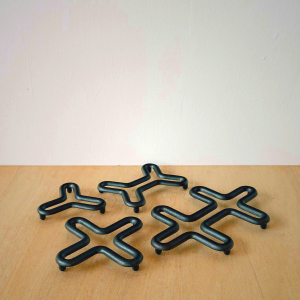 Nambu Tekki Cast Iron Pot Stand - Authentic Japanese Craftsmanship