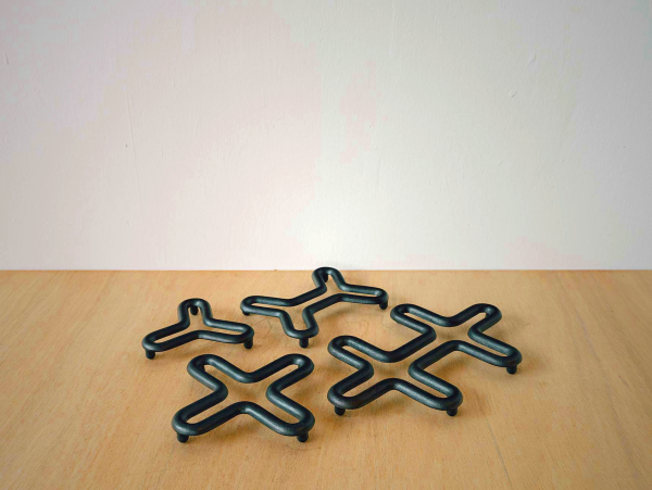 Nambu Tekki Cast Iron Pot Stand - Authentic Japanese Craftsmanship