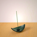 Nambu Tekki Sasafune S Cast Iron Incense Holder - Authentic Japanese Ironware