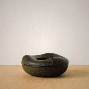 Nambu Tekki Cast Iron Mosquito Coil Holder - Japanese Craft