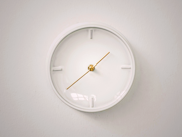 Sugy Glazed Ceramic Wall Clock - Milky White Glaze