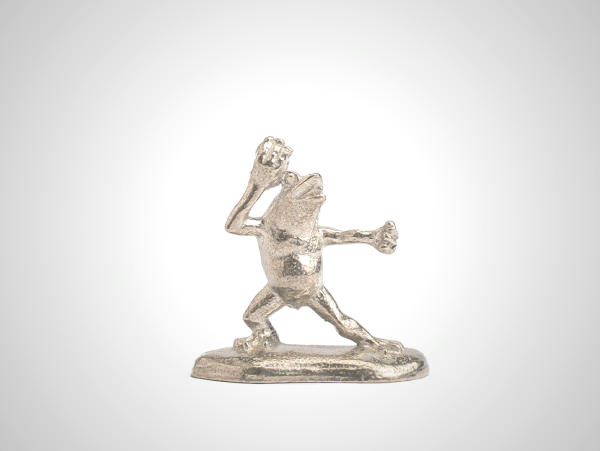 Frog Incense Holder by Sumitani Saburo Shoten | Aa Furniture