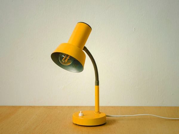 Vintage Gooseneck Table Lamp Yellow - Aa Furniture
